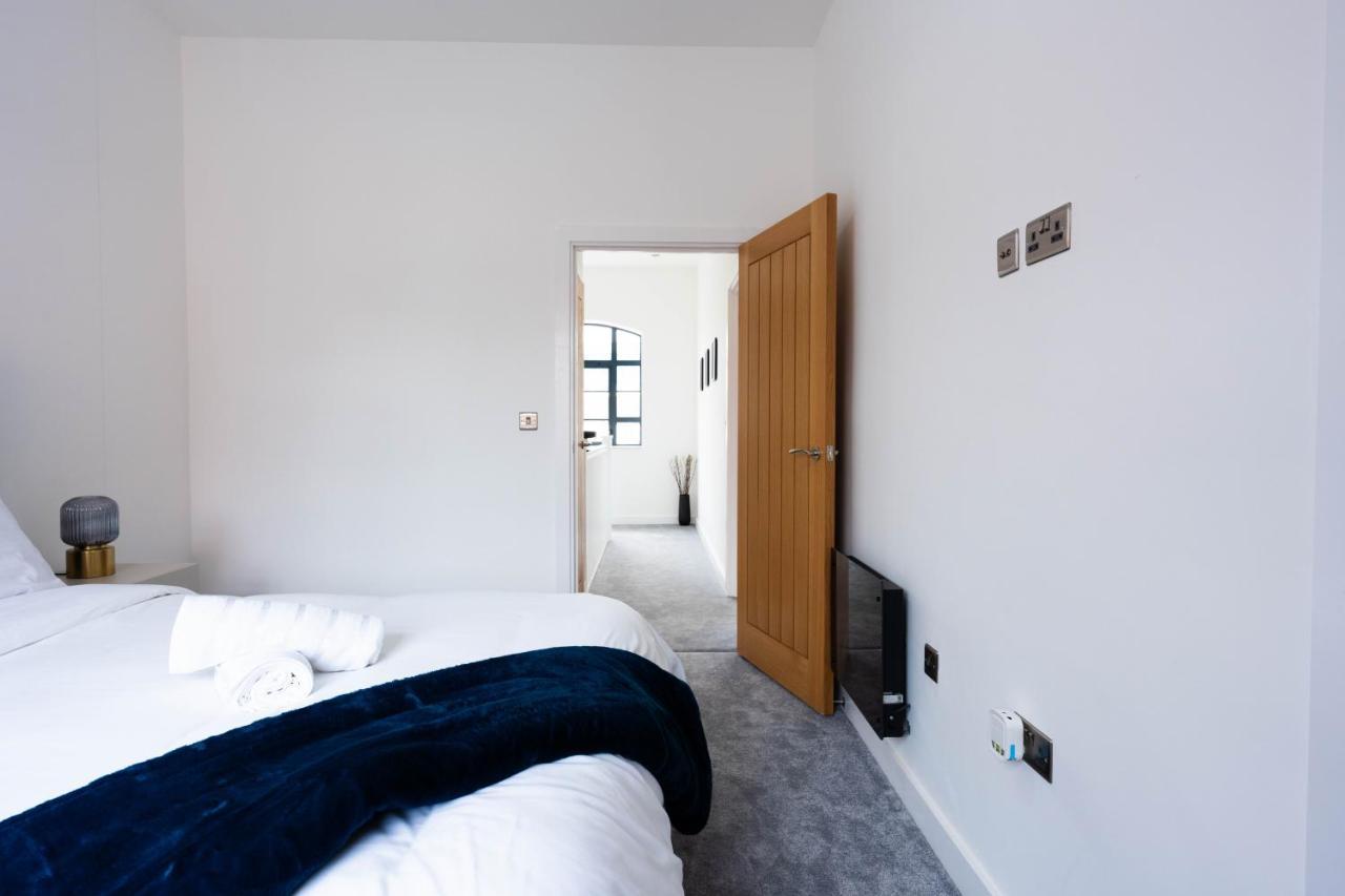Stunning Townhouse With Pool Table Villa Birmingham Eksteriør bilde